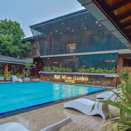 The Full Moon Hotel Katunayaka Екстериор снимка
